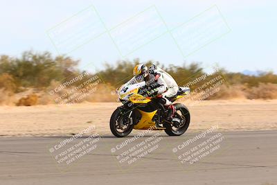 media/Jan-16-2022-CVMA (Sun) [[7f3d92989d]]/Race 8 Supersport Shootout/